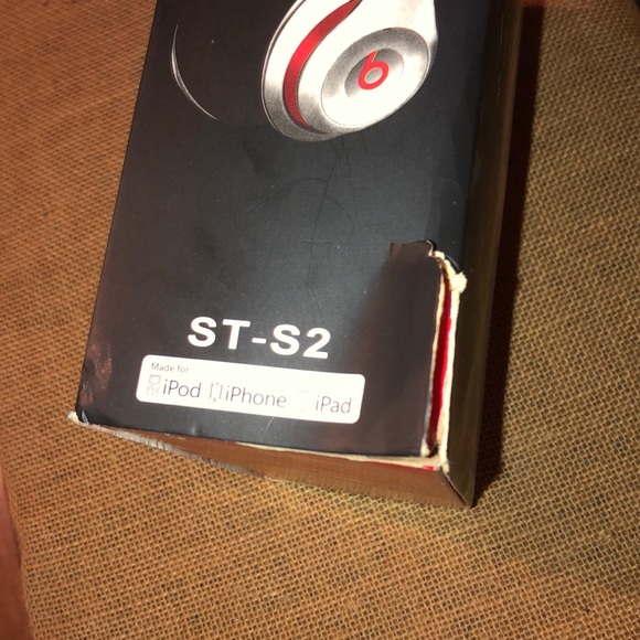 Beat Headphones - Picture 3 of 6